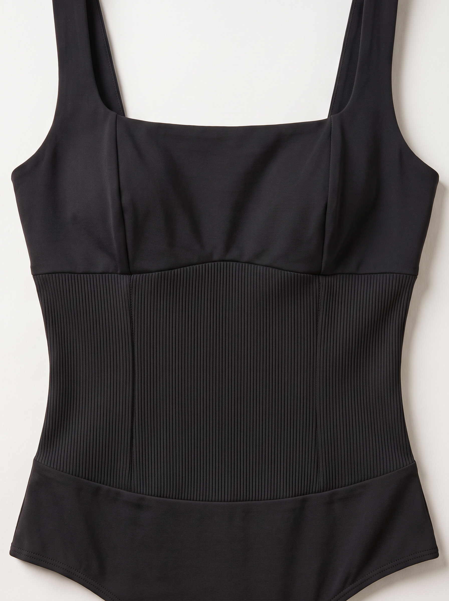 Body Noir Lace-Up — foto 4